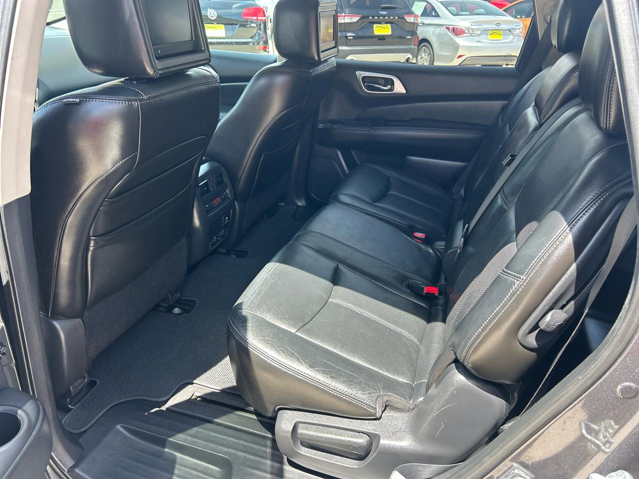 Nissan Pathfinder 4WD 4dr Platinum 2013