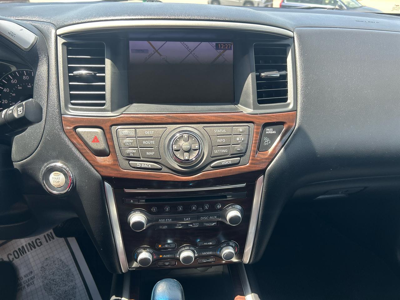 Nissan Pathfinder 4WD 4dr Platinum 2013