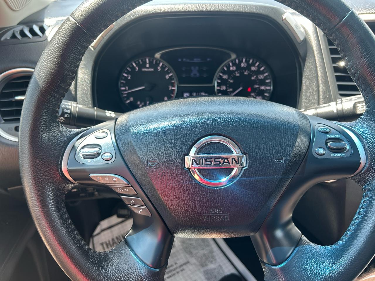 Nissan Pathfinder 4WD 4dr Platinum 2013