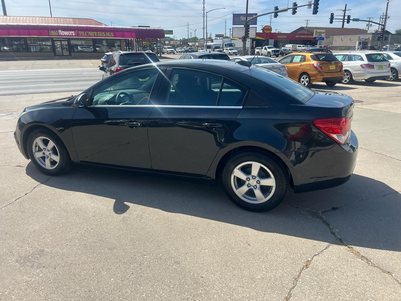 Chevrolet Cruze Limited 4dr Sdn Auto LT w/1LT 2016