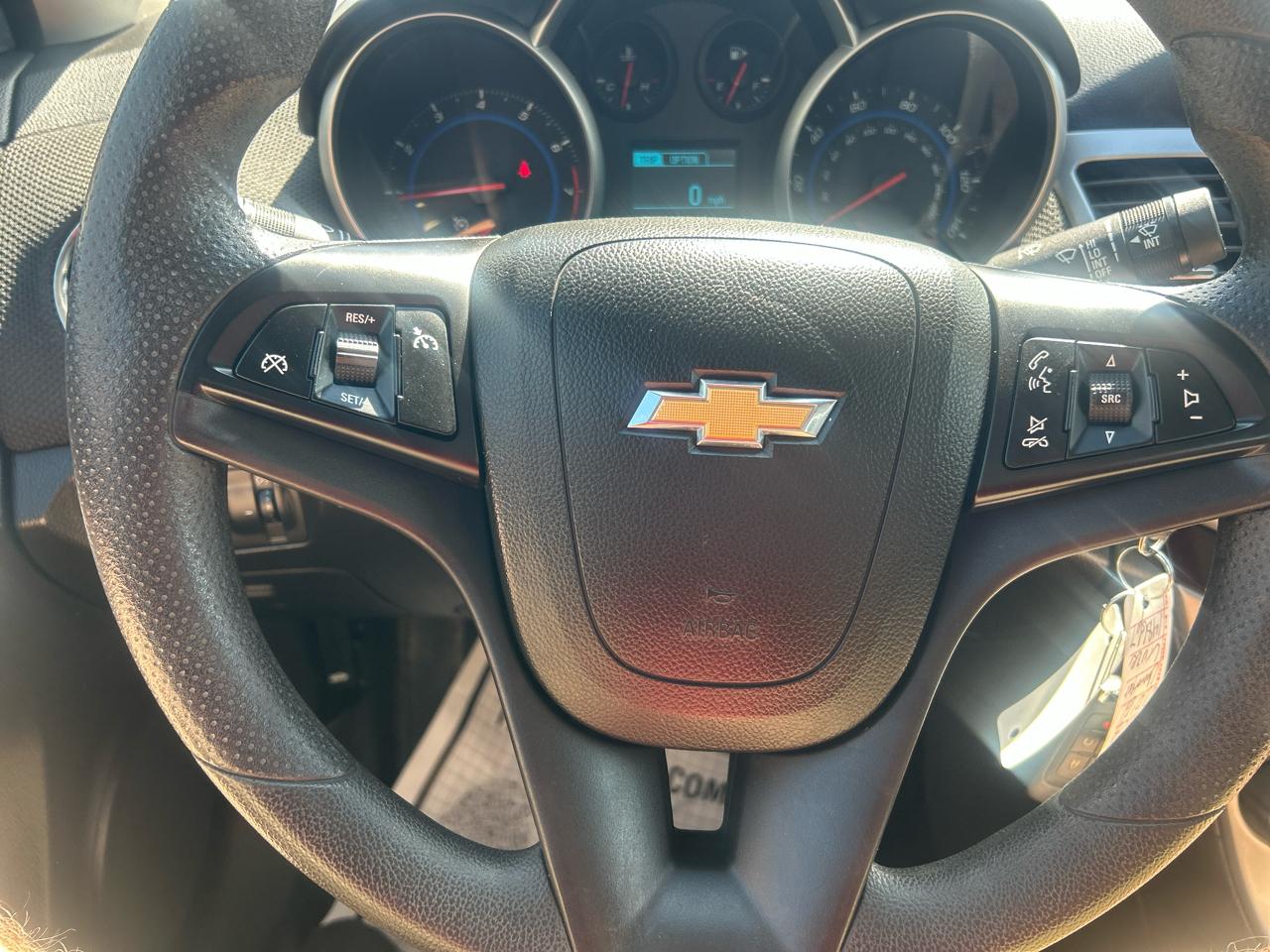 Chevrolet Cruze Limited 4dr Sdn Auto LT w/1LT 2016