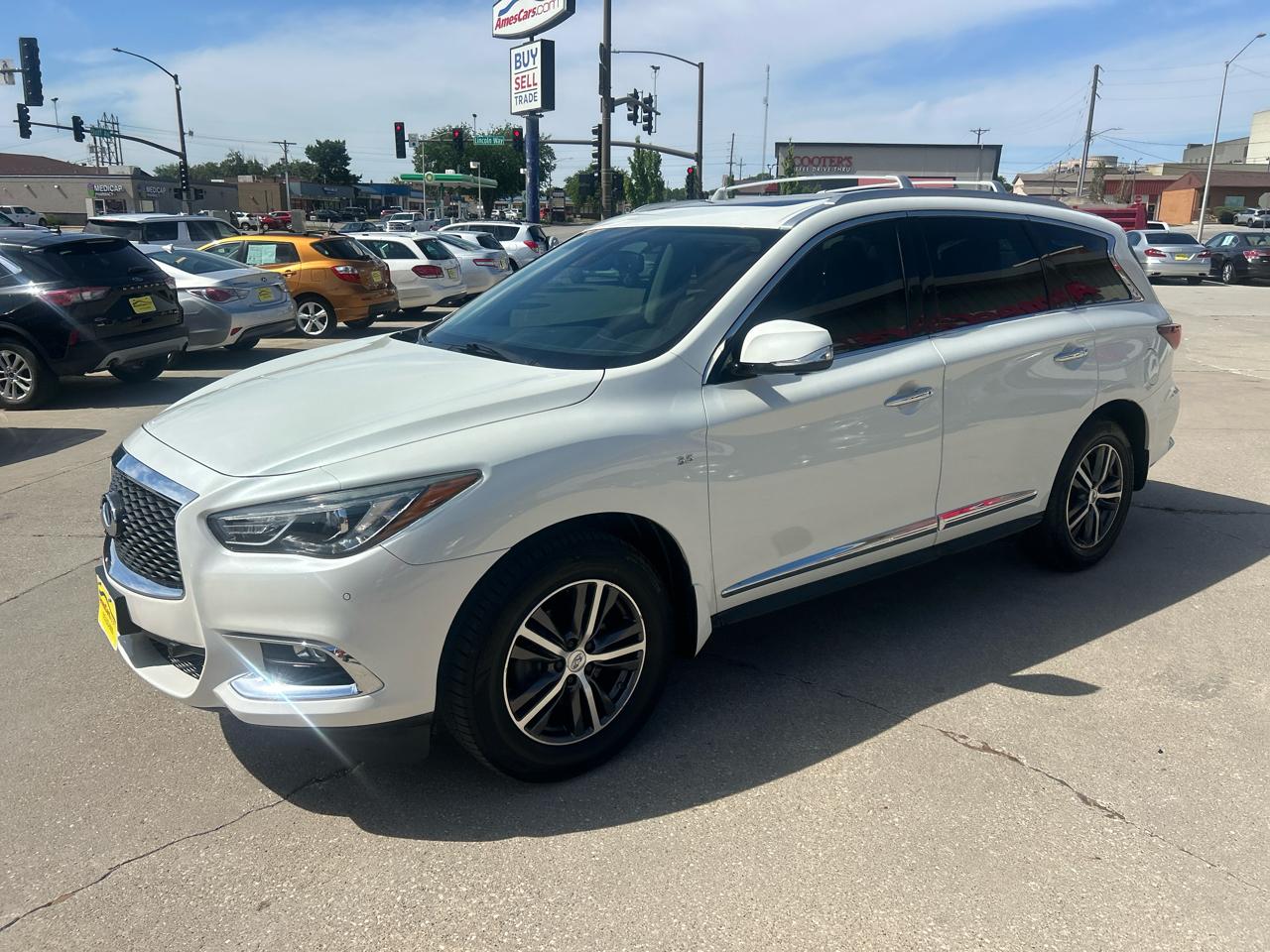 Infiniti QX60 2019.5 LUXE AWD 2019