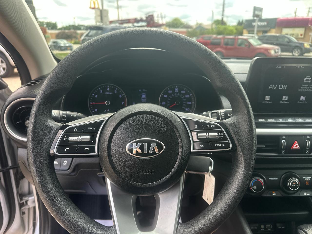 Kia Forte LXS IVT 2020