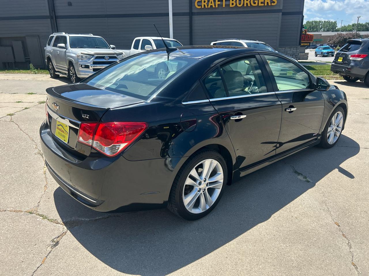 Chevrolet Cruze 4dr Sdn LTZ 2012