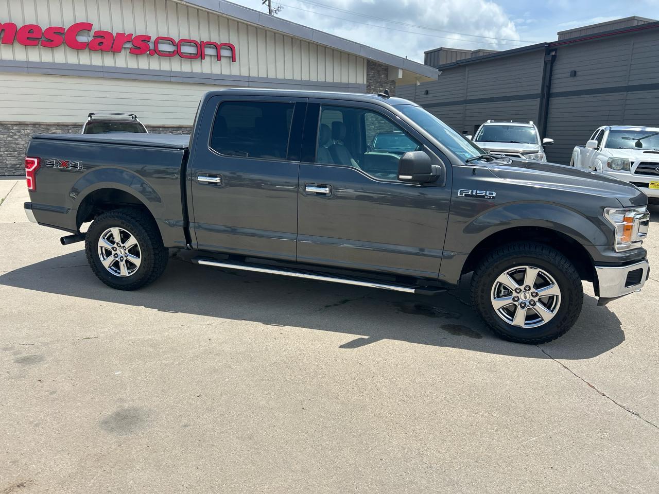Ford F-150 4WD SuperCrew 145" XLT 2019