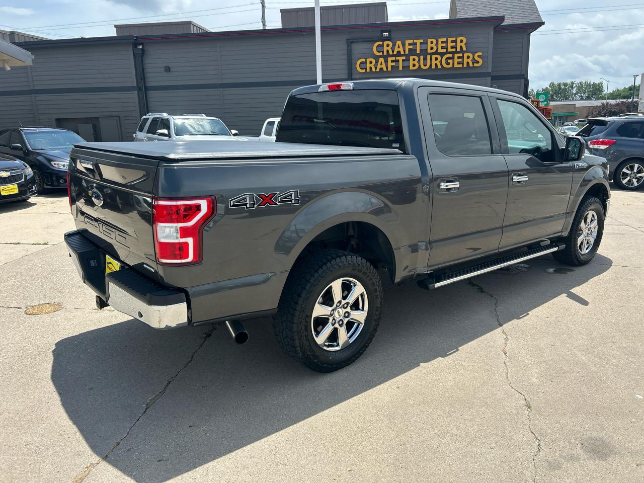 Ford F-150 4WD SuperCrew 145" XLT 2019