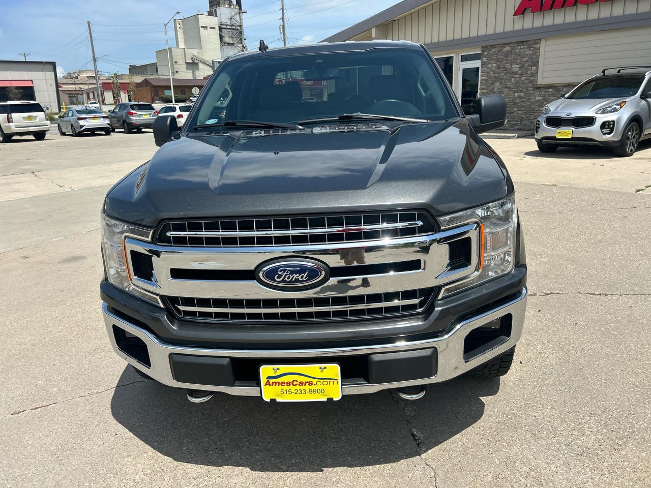 Ford F-150 4WD SuperCrew 145" XLT 2019