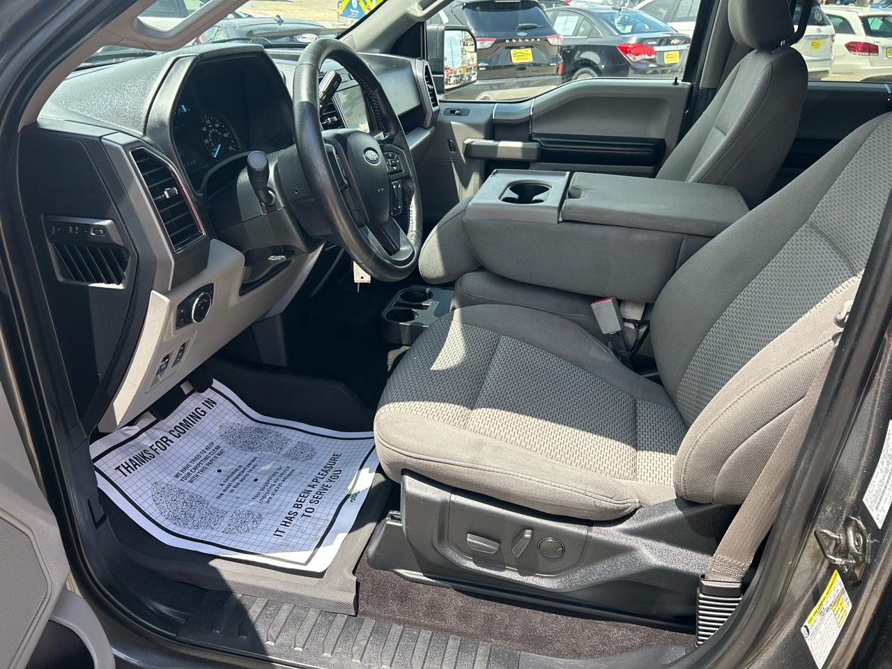 Ford F-150 4WD SuperCrew 145" XLT 2019