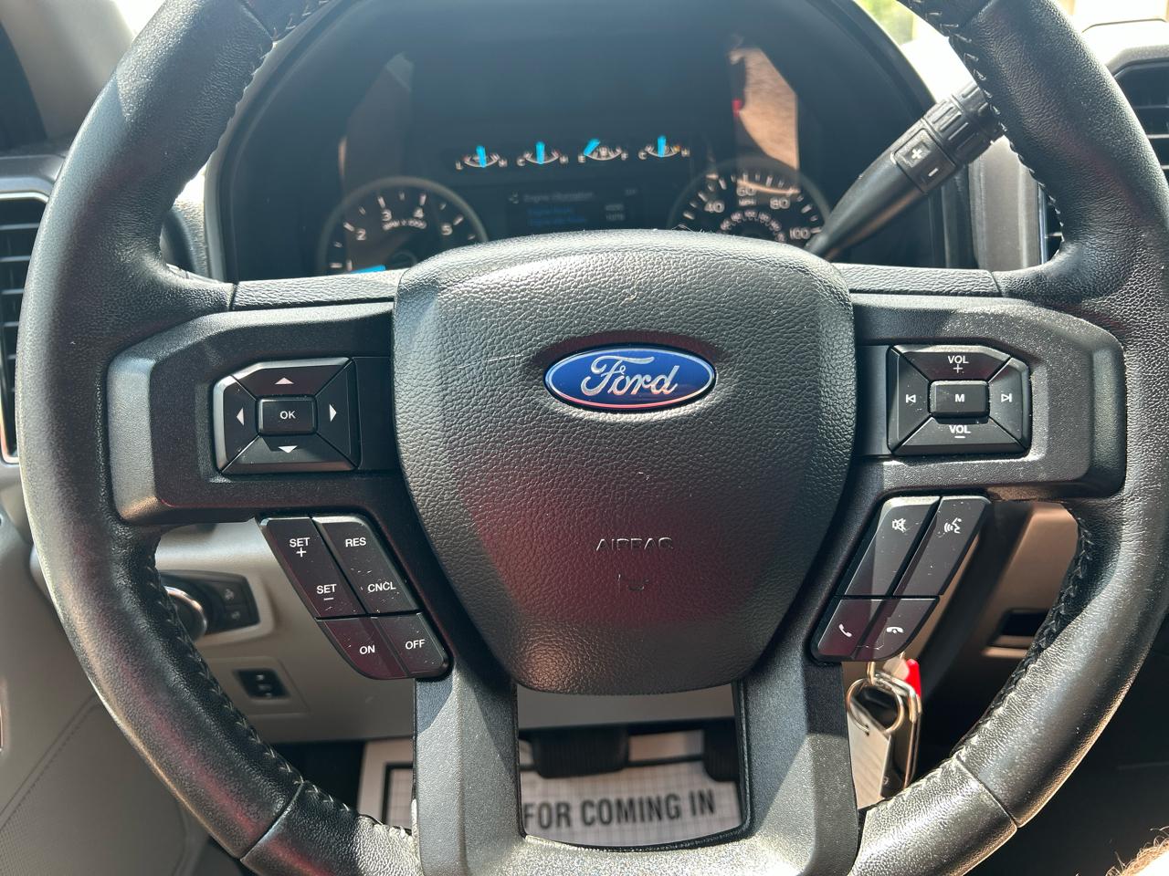 Ford F-150 4WD SuperCrew 145" XLT 2019