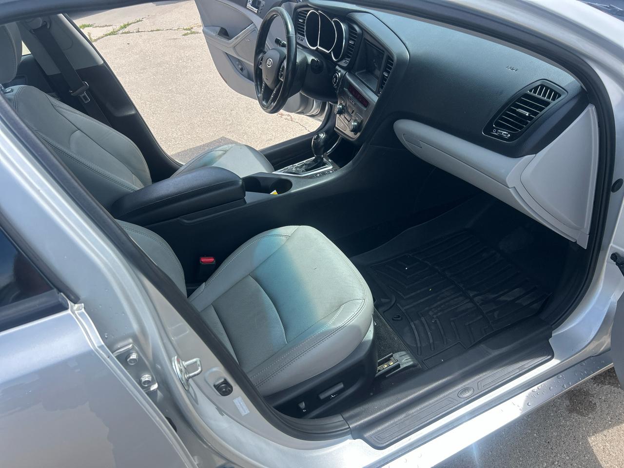 Kia Optima 4dr Sdn 2.4L Auto EX 2012
