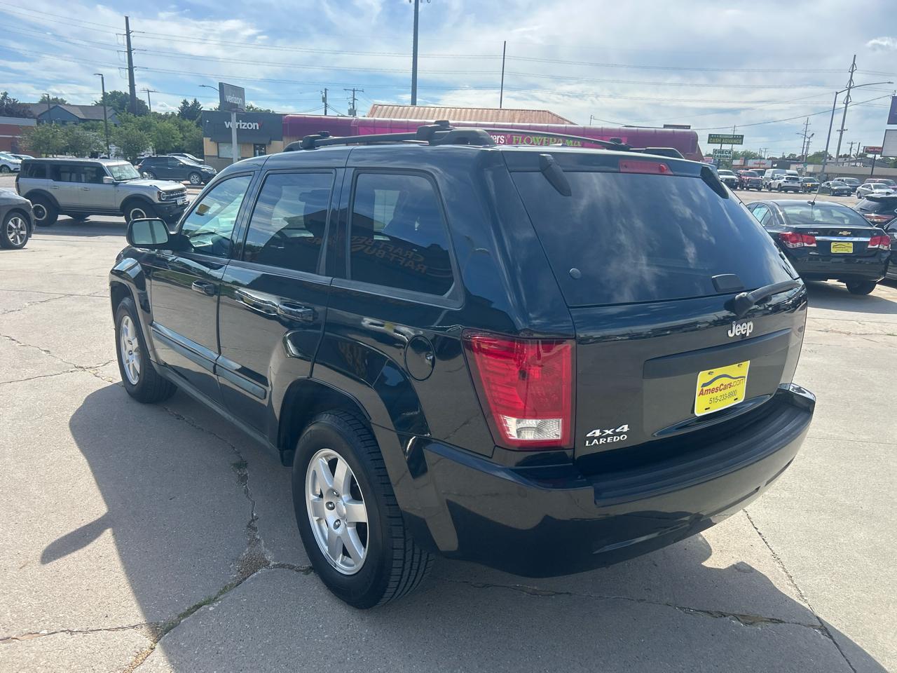 Jeep Grand Cherokee 4WD 4dr Laredo 2009