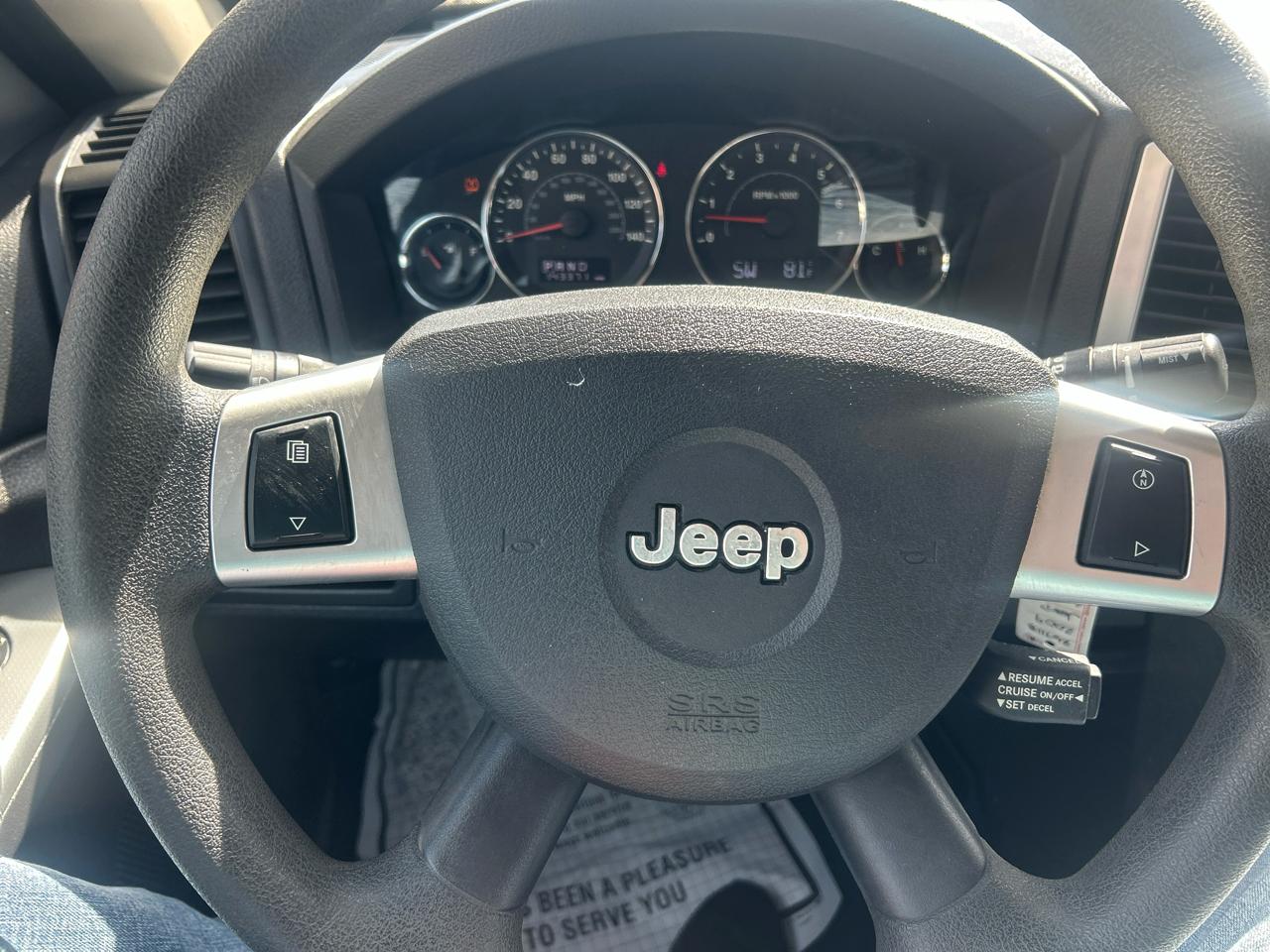 Jeep Grand Cherokee 4WD 4dr Laredo 2009