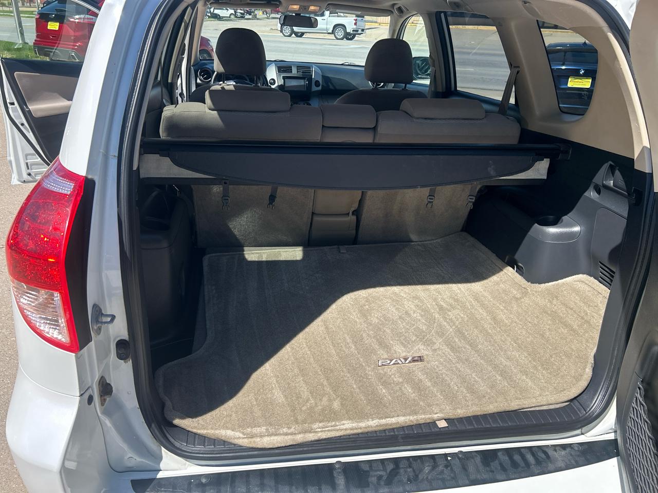 Toyota RAV4 2WD 4dr 4-cyl Limited (Natl) 2007