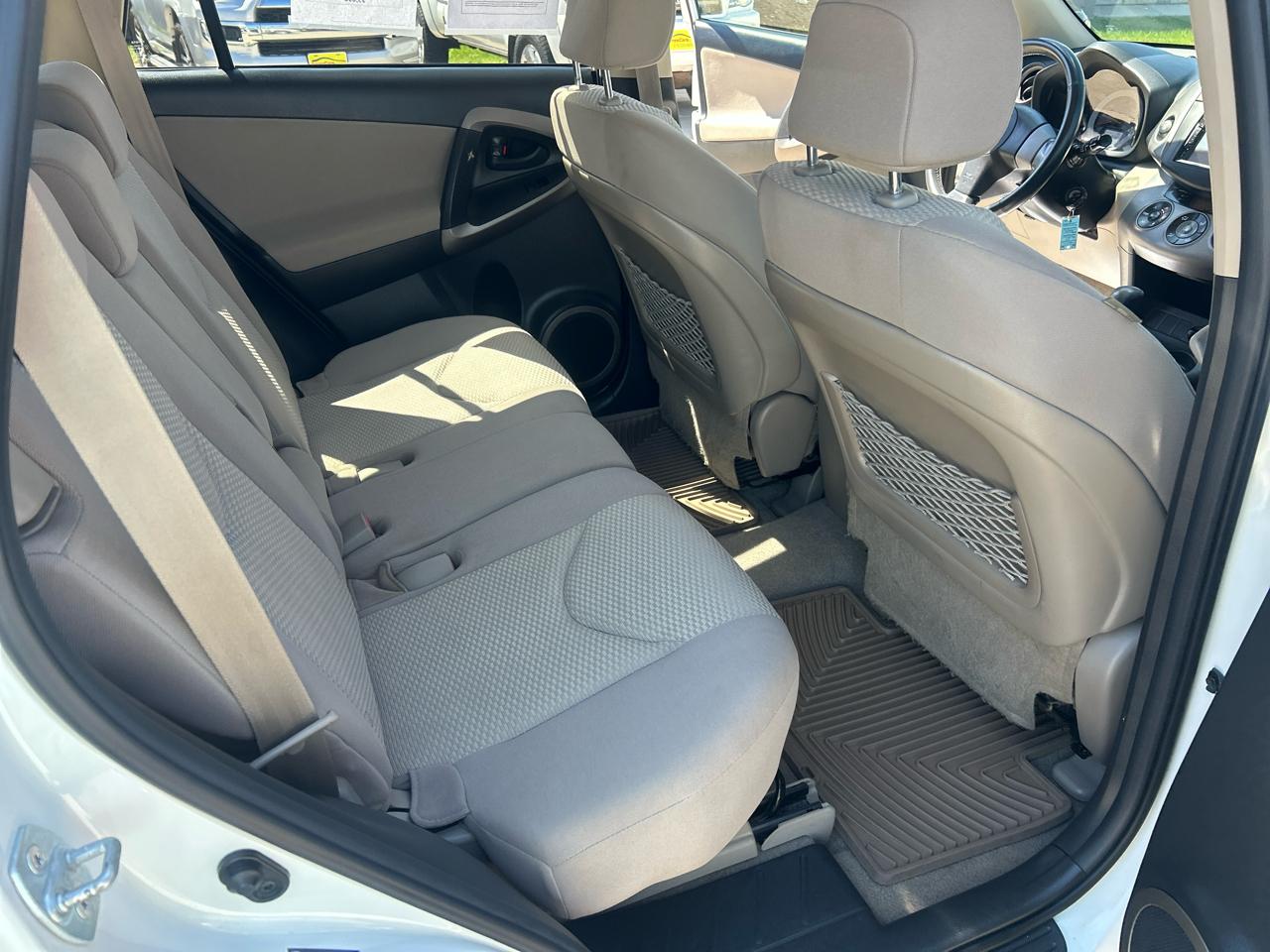 Toyota RAV4 2WD 4dr 4-cyl Limited (Natl) 2007