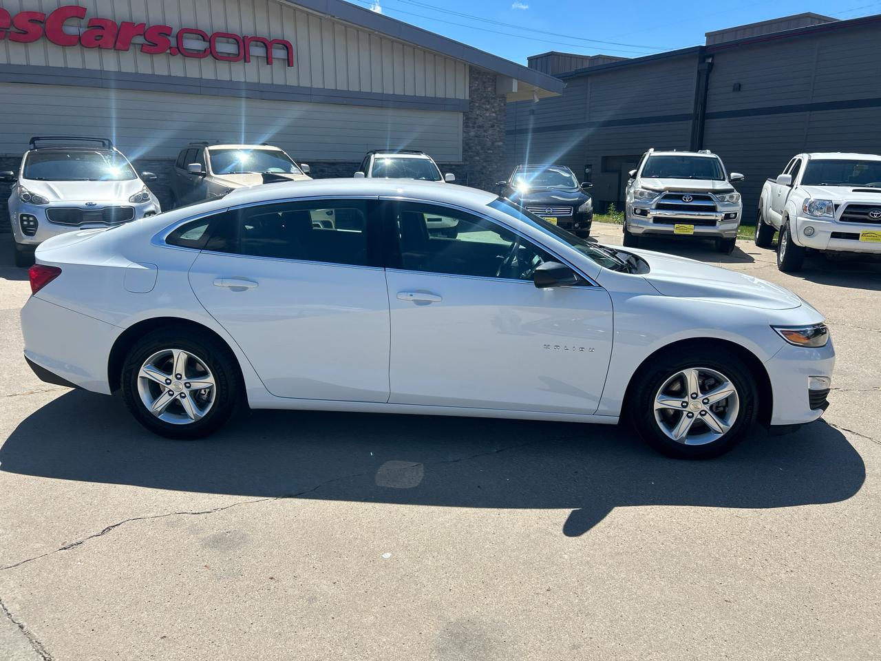 Chevrolet Malibu 4dr Sdn LS w/1FL 2023