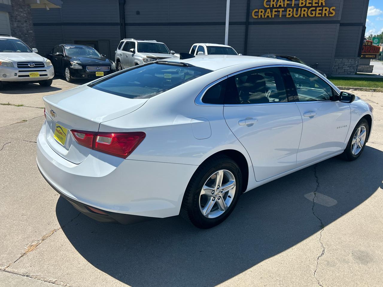 Chevrolet Malibu 4dr Sdn LS w/1FL 2023