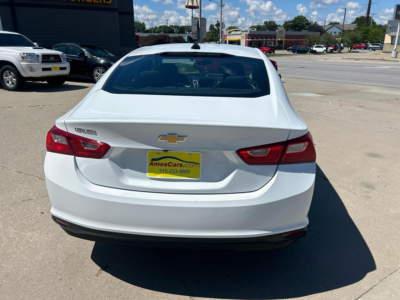 Chevrolet Malibu 4dr Sdn LS w/1FL 2023