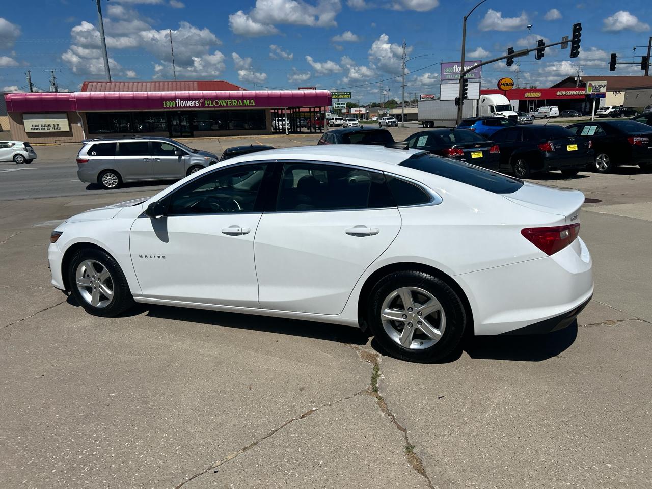 Chevrolet Malibu 4dr Sdn LS w/1FL 2023