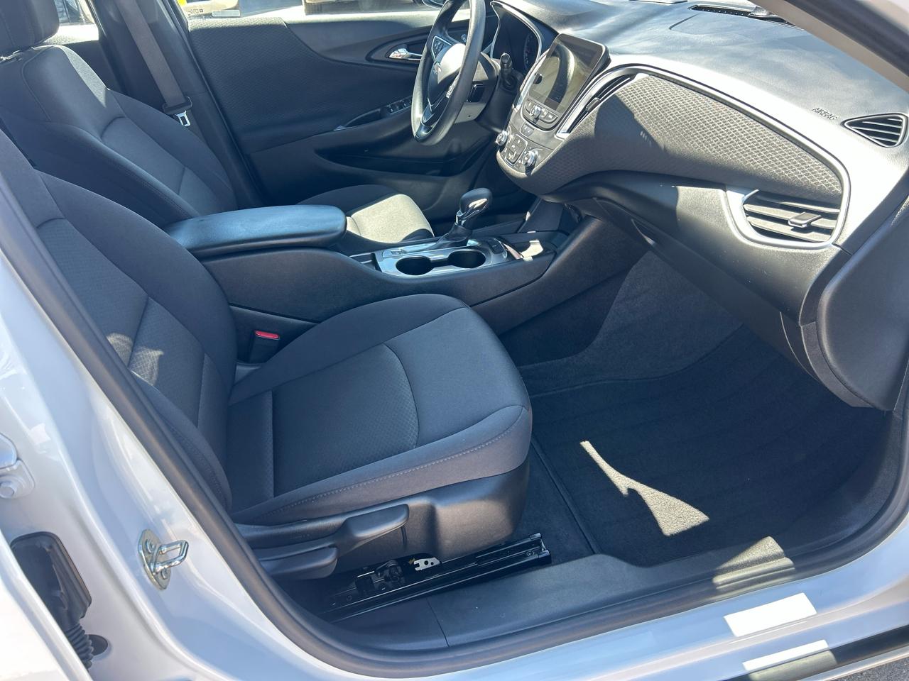 Chevrolet Malibu 4dr Sdn LS w/1FL 2023