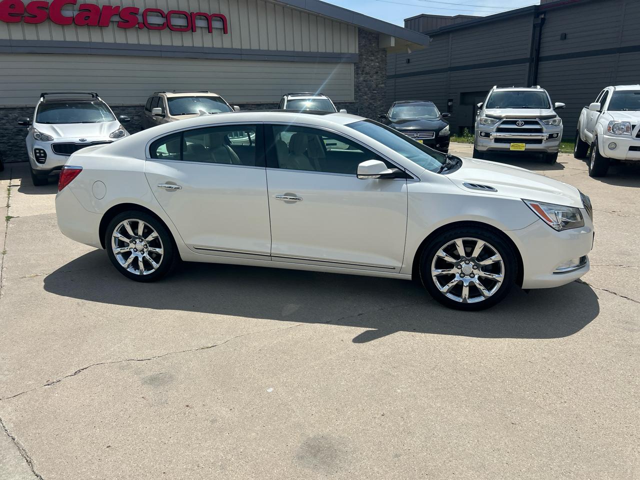 Buick LaCrosse 4dr Sdn Premium I FWD 2014