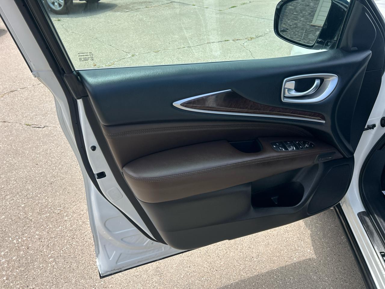 Infiniti JX35 AWD 4dr 2013