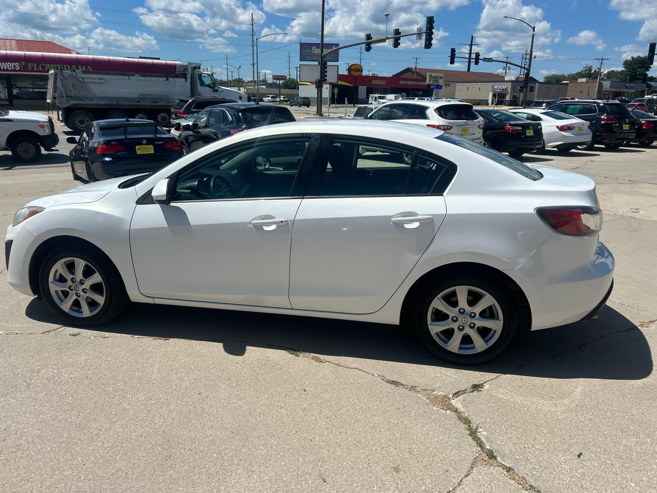 Mazda MAZDA3 4dr Sdn Auto i Touring 2011