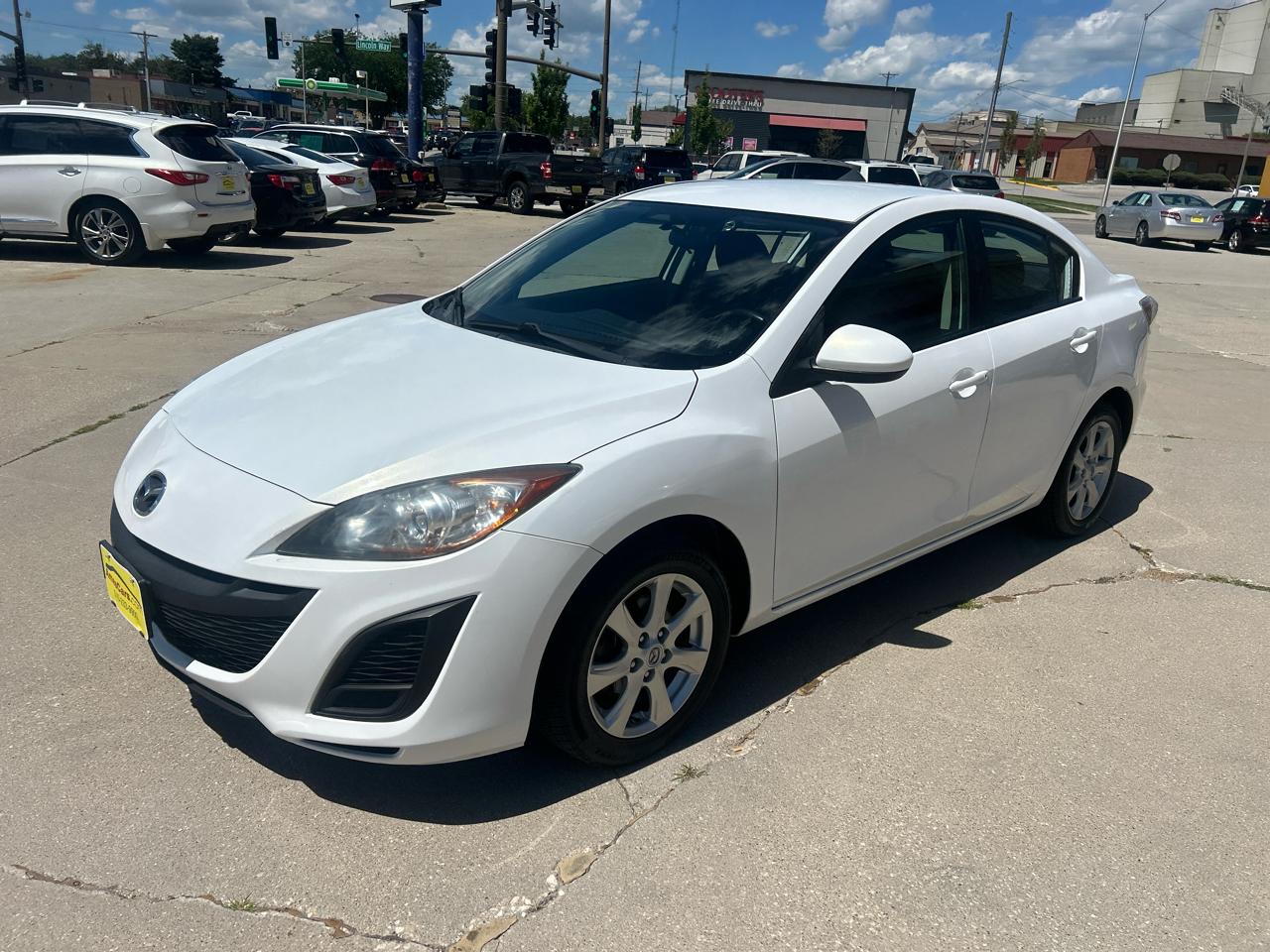 Mazda MAZDA3 4dr Sdn Auto i Touring 2011