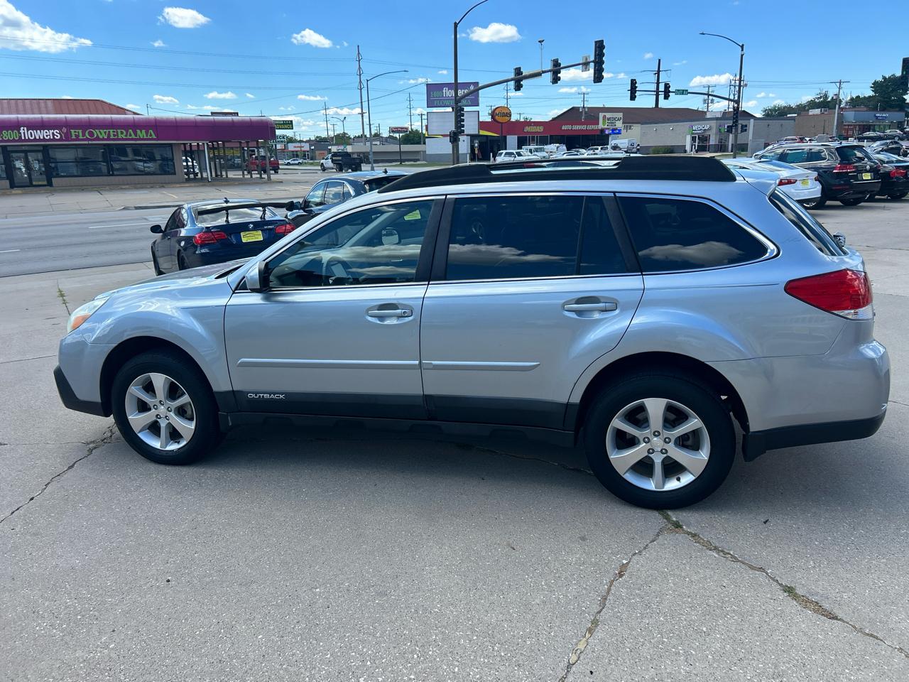 Subaru Outback 4dr Wgn H6 Auto 3.6R Limited 2013