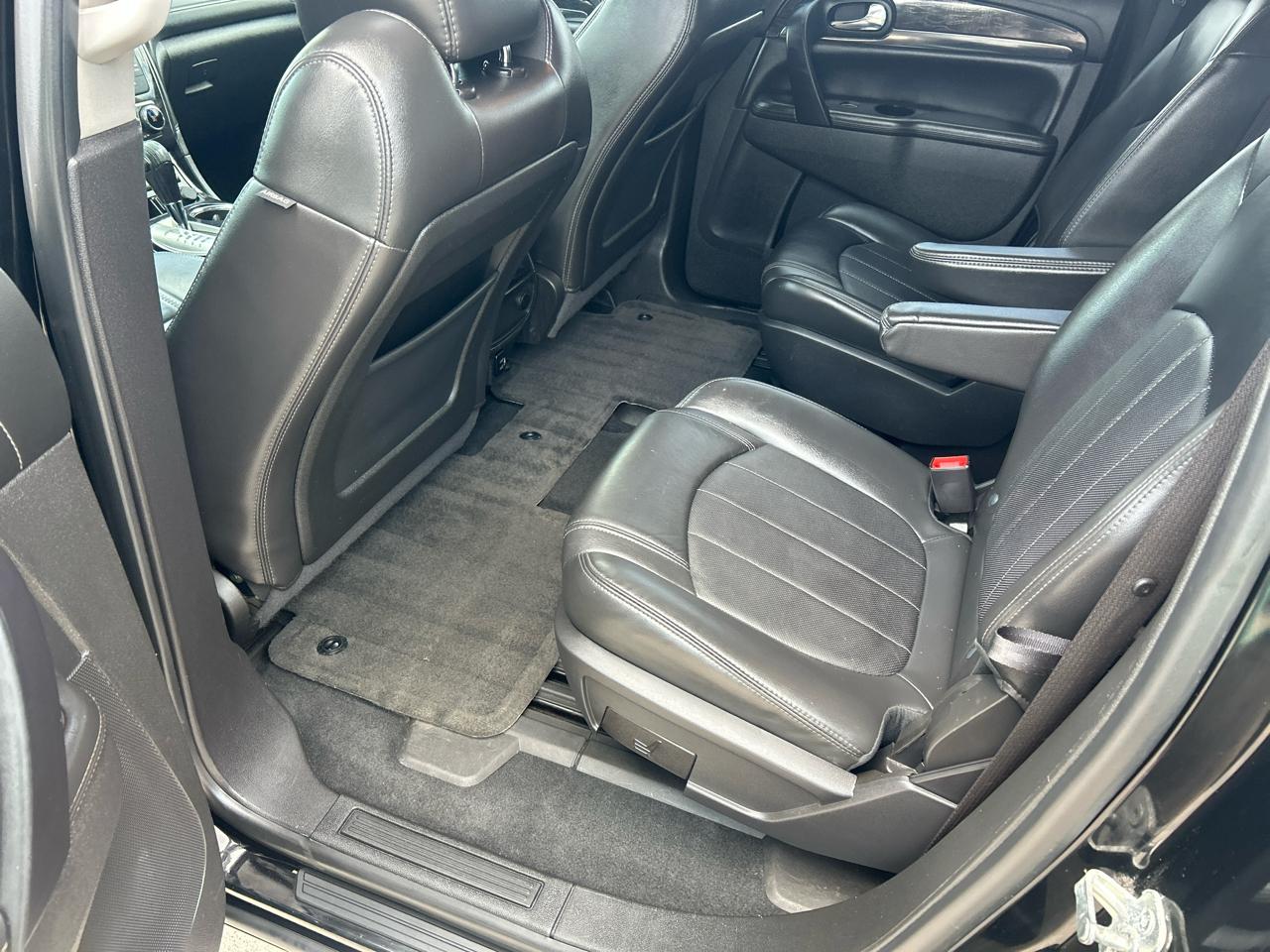 Buick Enclave AWD 4dr Leather 2017
