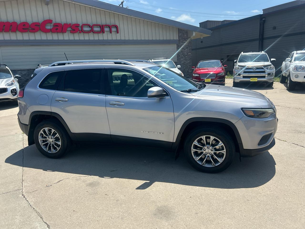 Jeep Cherokee Latitude Plus 4x4 2019