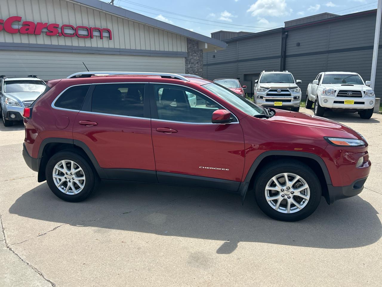 Jeep Cherokee 4WD 4dr Latitude 2014