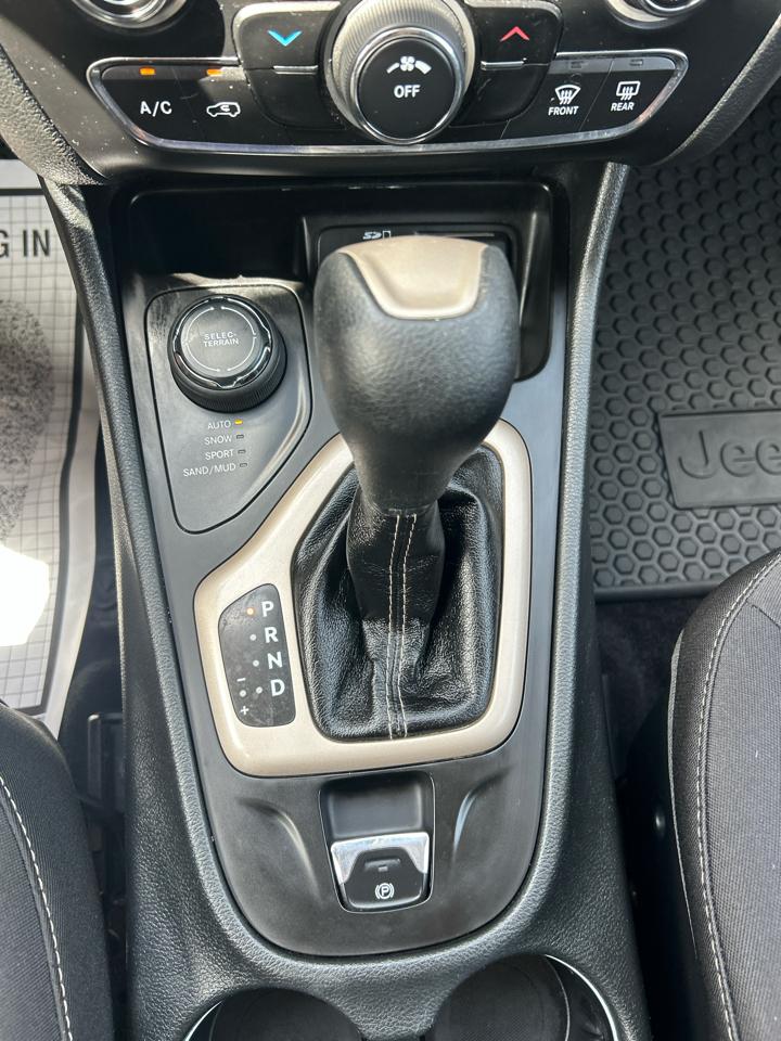 Jeep Cherokee 4WD 4dr Latitude 2014