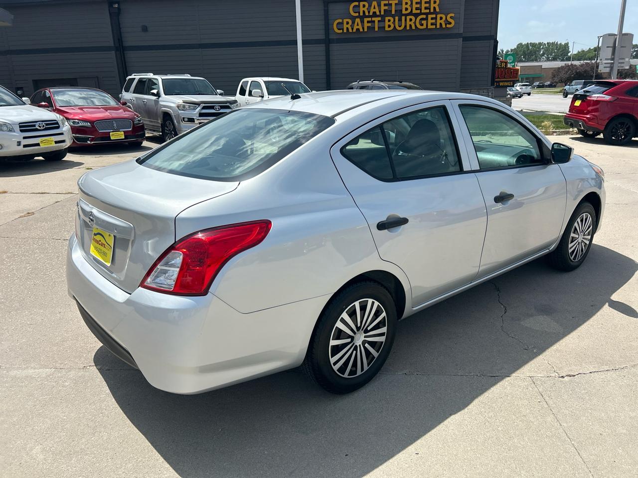 Nissan Versa Sedan S Manual 2018