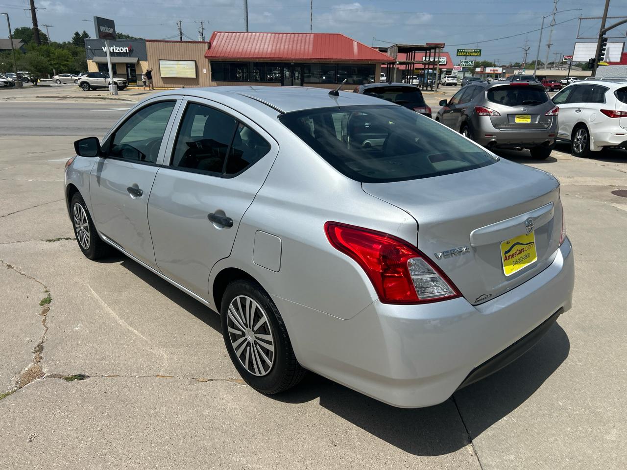 Nissan Versa Sedan S Manual 2018