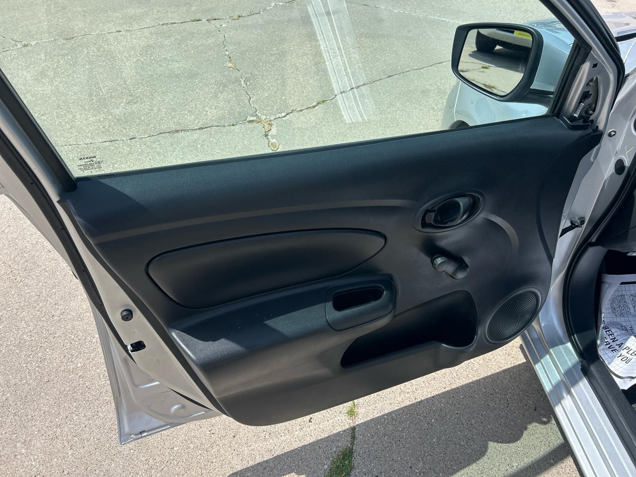 Nissan Versa Sedan S Manual 2018