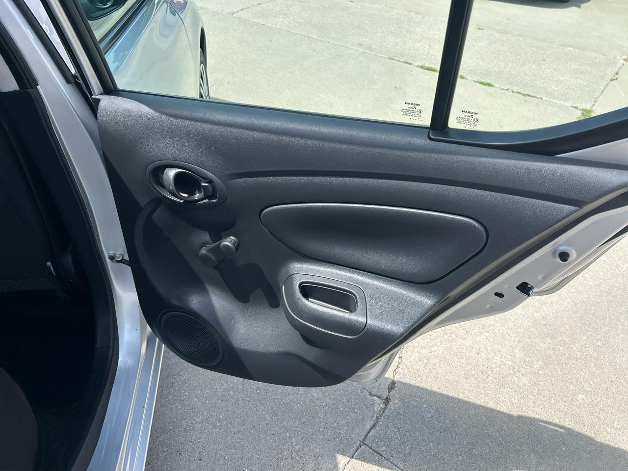 Nissan Versa Sedan S Manual 2018