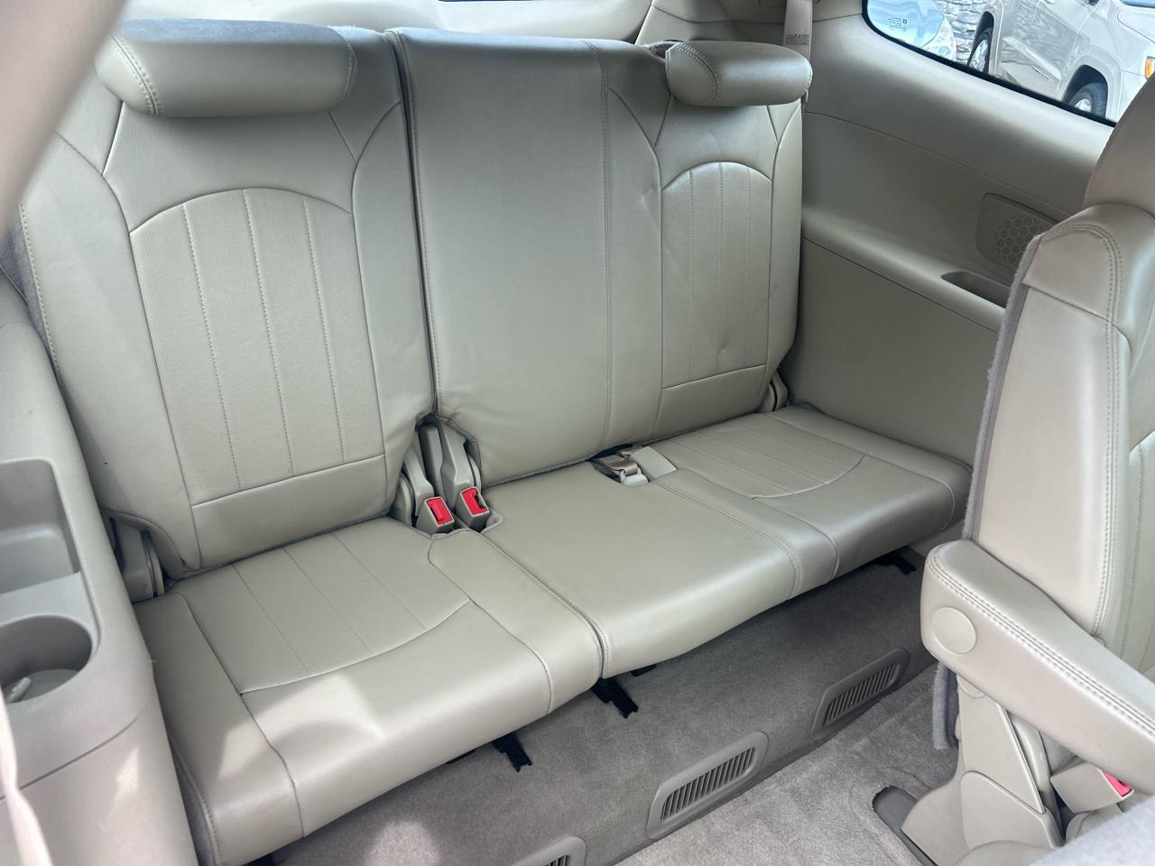 Buick Enclave AWD 4dr Premium 2012
