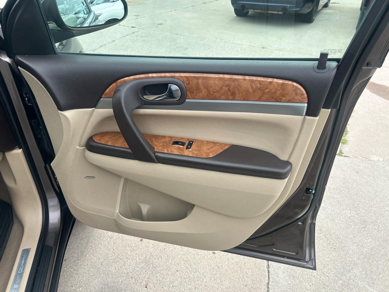 Buick Enclave AWD 4dr Premium 2012