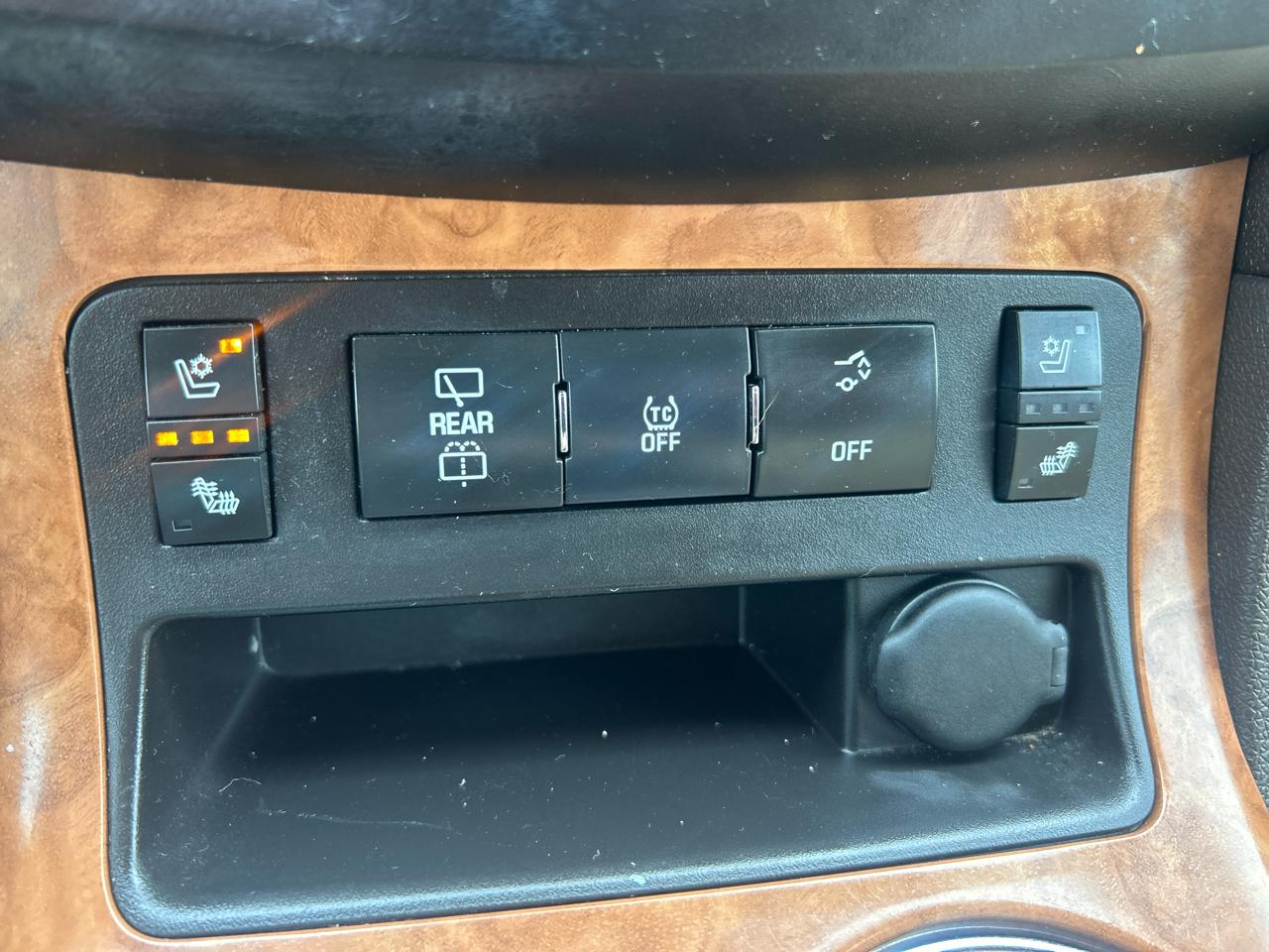 Buick Enclave AWD 4dr Premium 2012