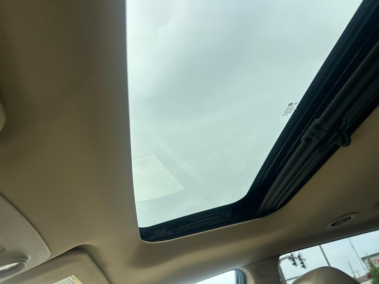 Buick Enclave AWD 4dr Premium 2012