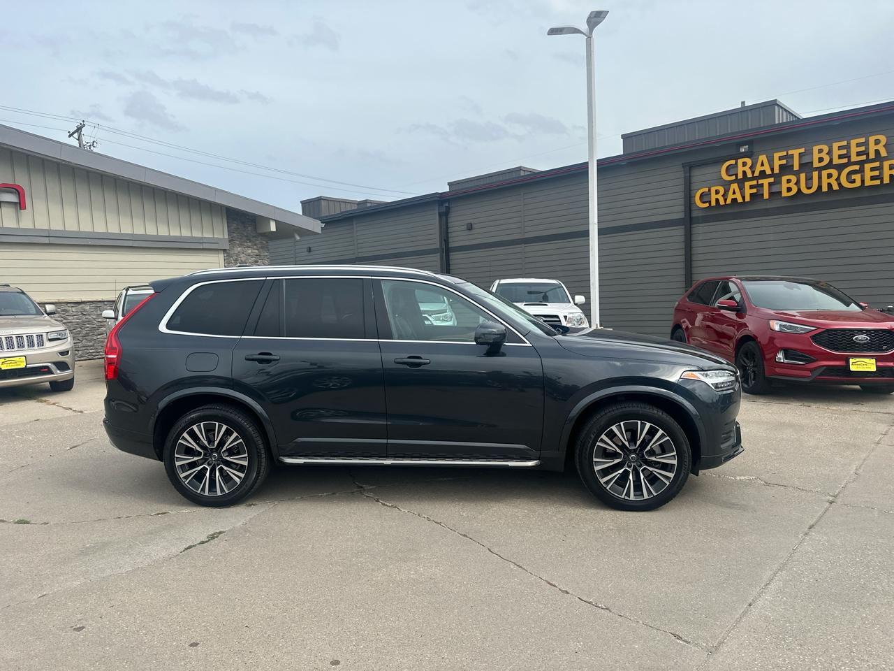 Volvo XC90 T6 AWD Momentum 7P 2022