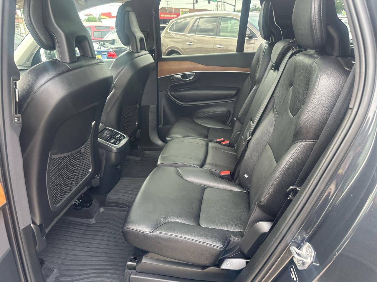 Volvo XC90 T6 AWD Momentum 7P 2022