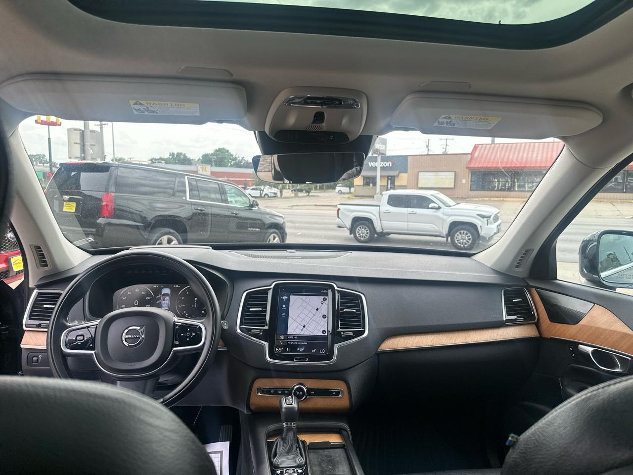 Volvo XC90 T6 AWD Momentum 7P 2022