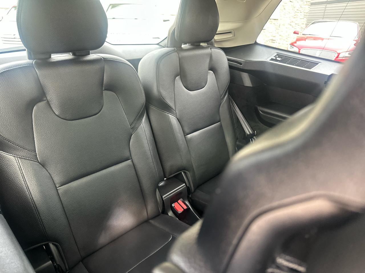Volvo XC90 T6 AWD Momentum 7P 2022