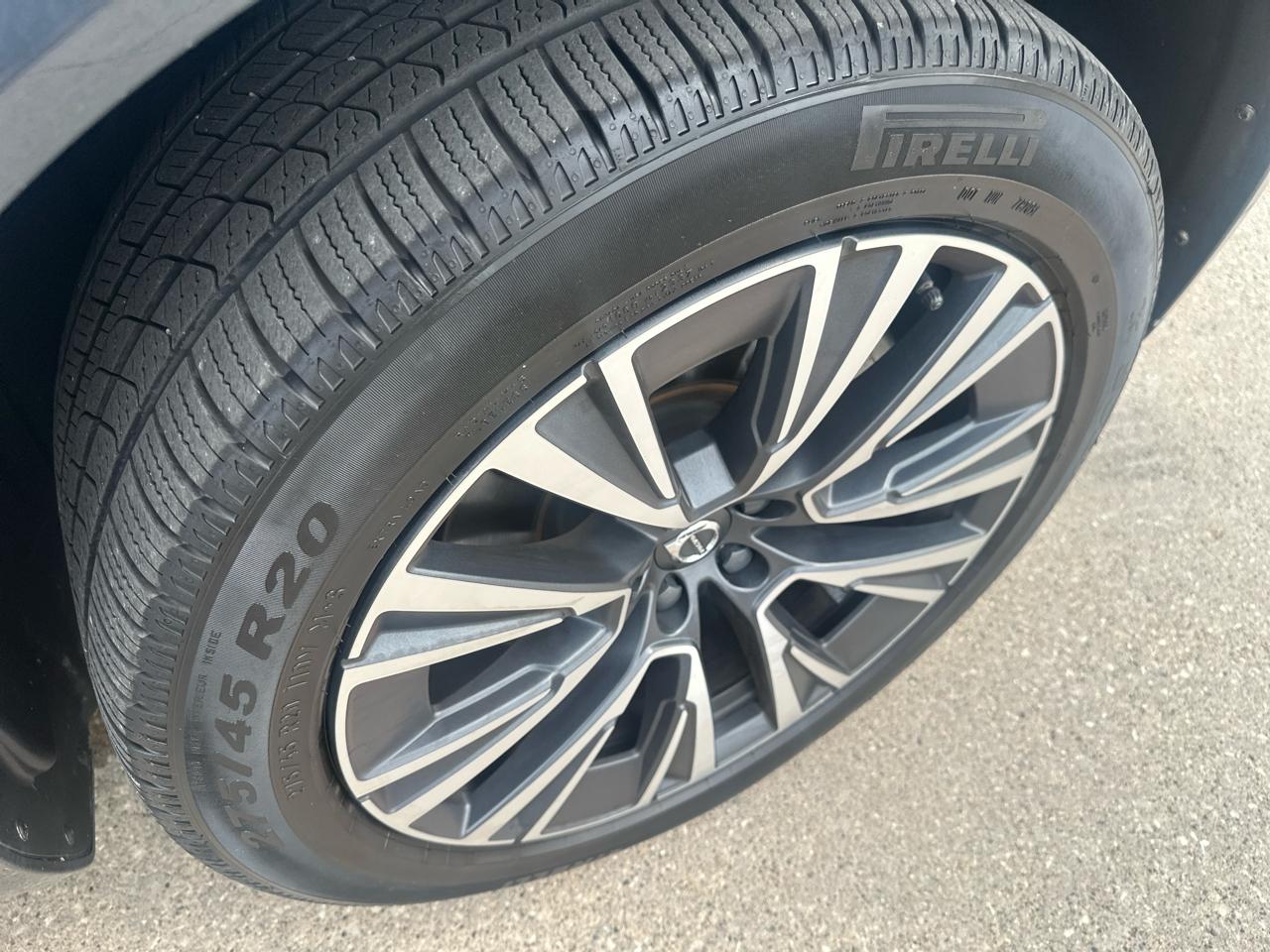 Volvo XC90 T6 AWD Momentum 7P 2022
