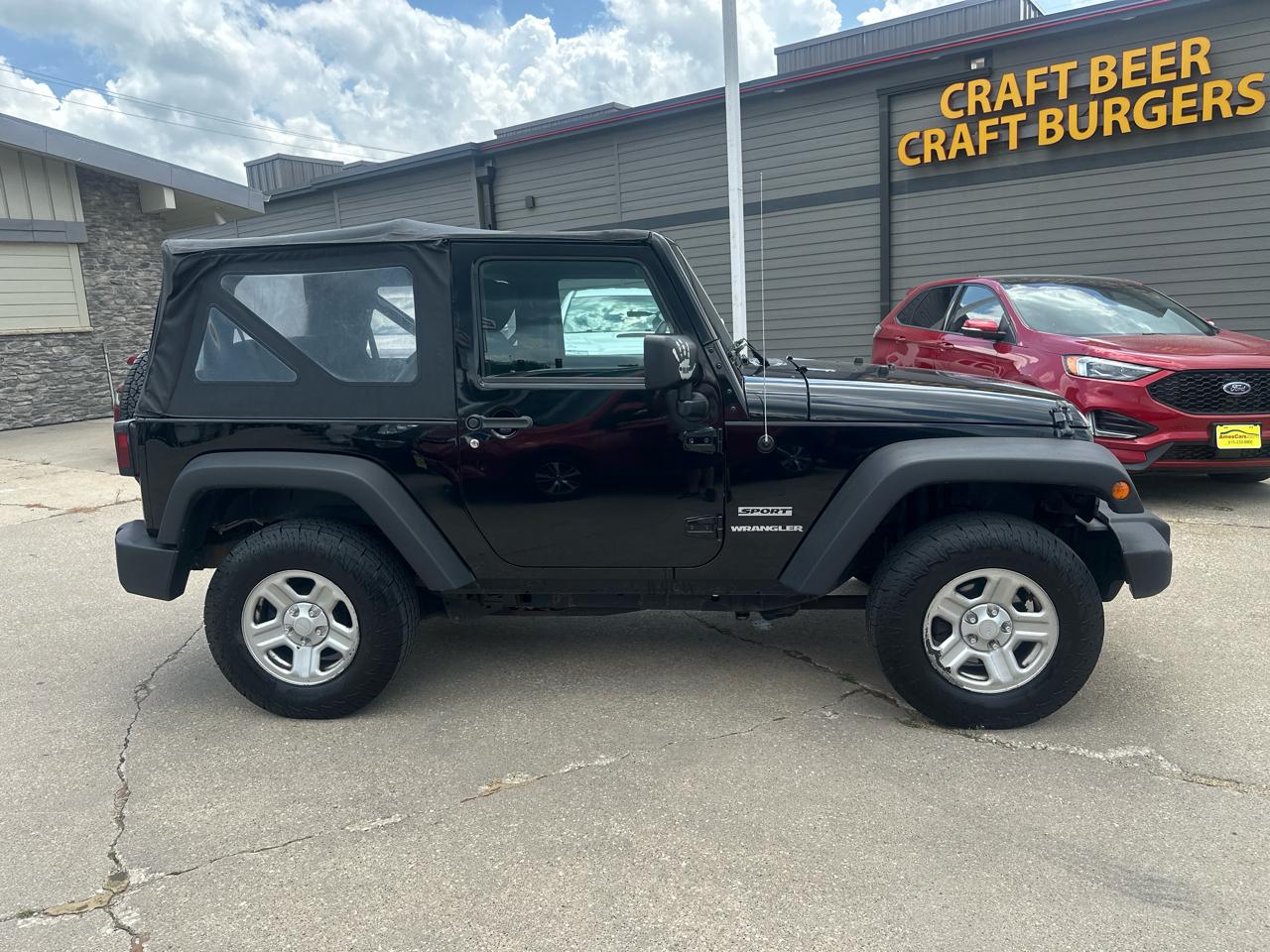 Jeep Wrangler 4WD 2dr Sport 2014