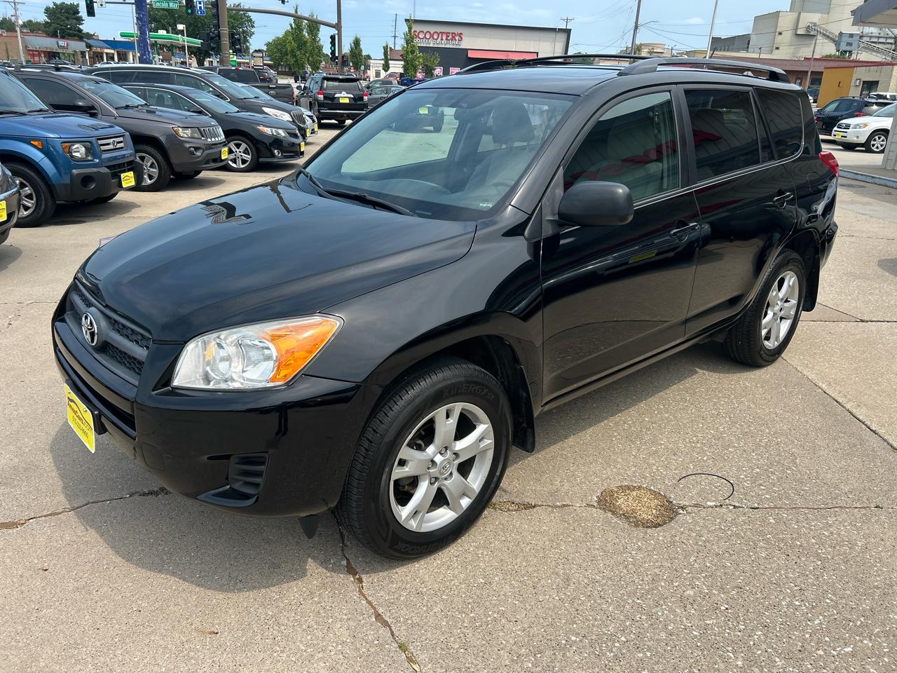 Toyota RAV4 4WD 4dr I4 (Natl) 2012