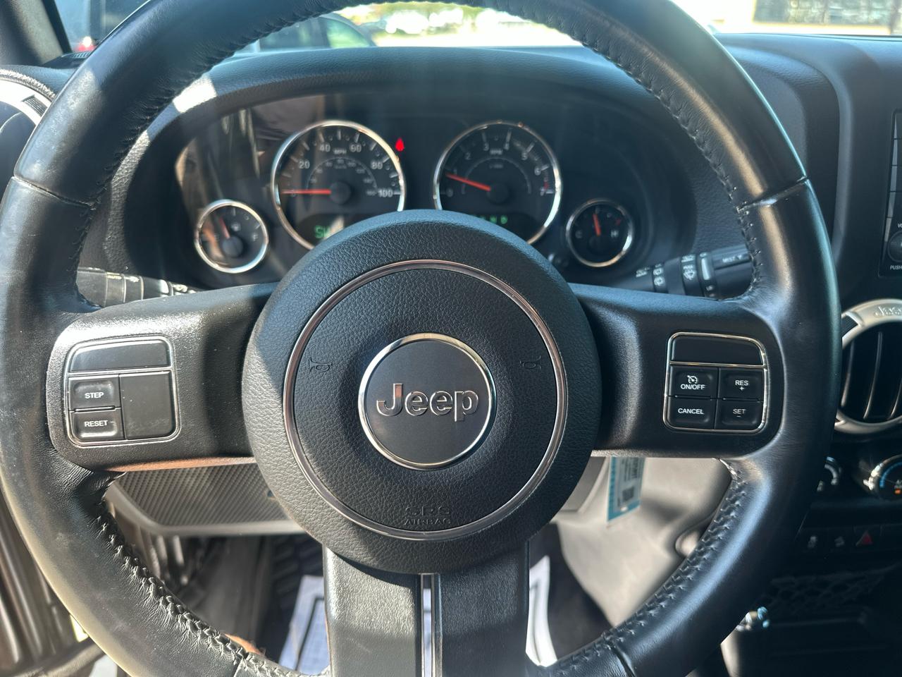 Jeep Wrangler Unlimited 4WD 4dr Sahara 2017