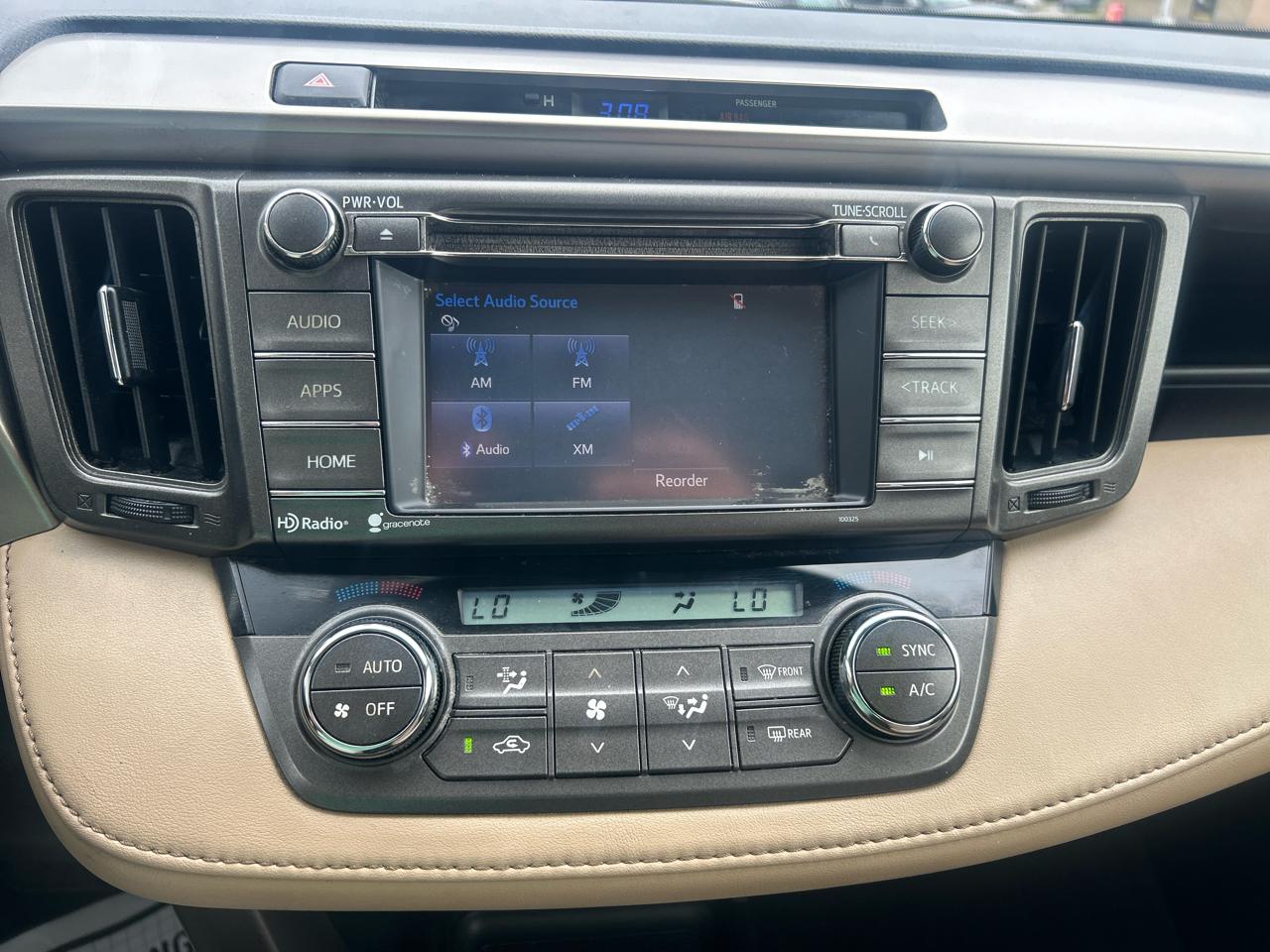 Toyota RAV4 AWD 4dr XLE (Natl) 2014