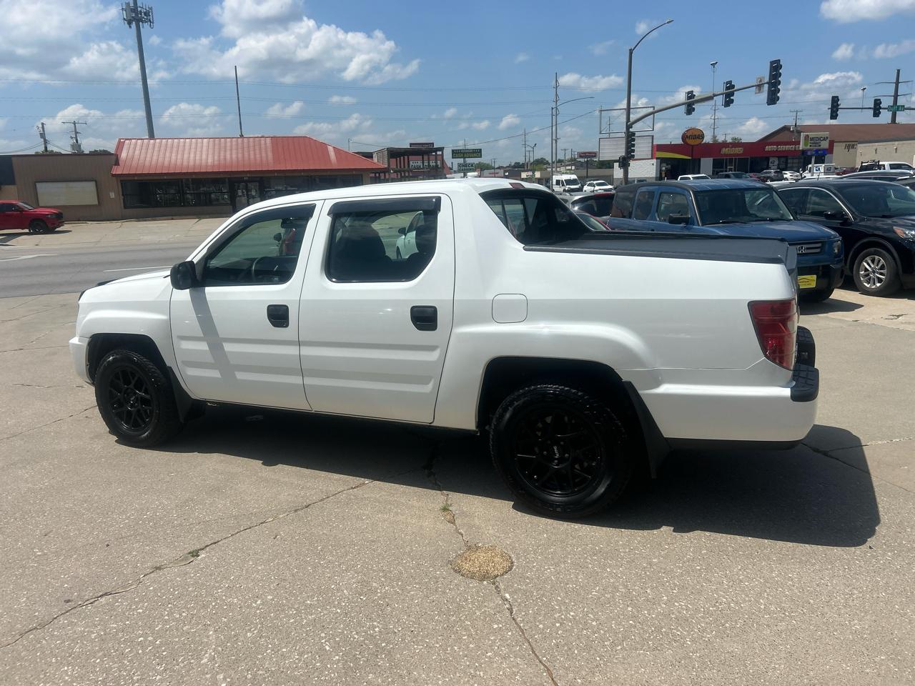 Honda Ridgeline 4WD Crew Cab RT 2011